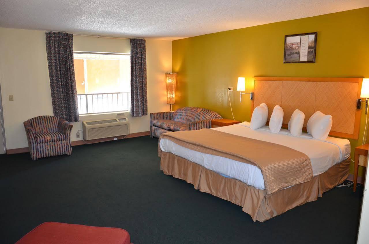 Days Inn Cheraw Esterno foto